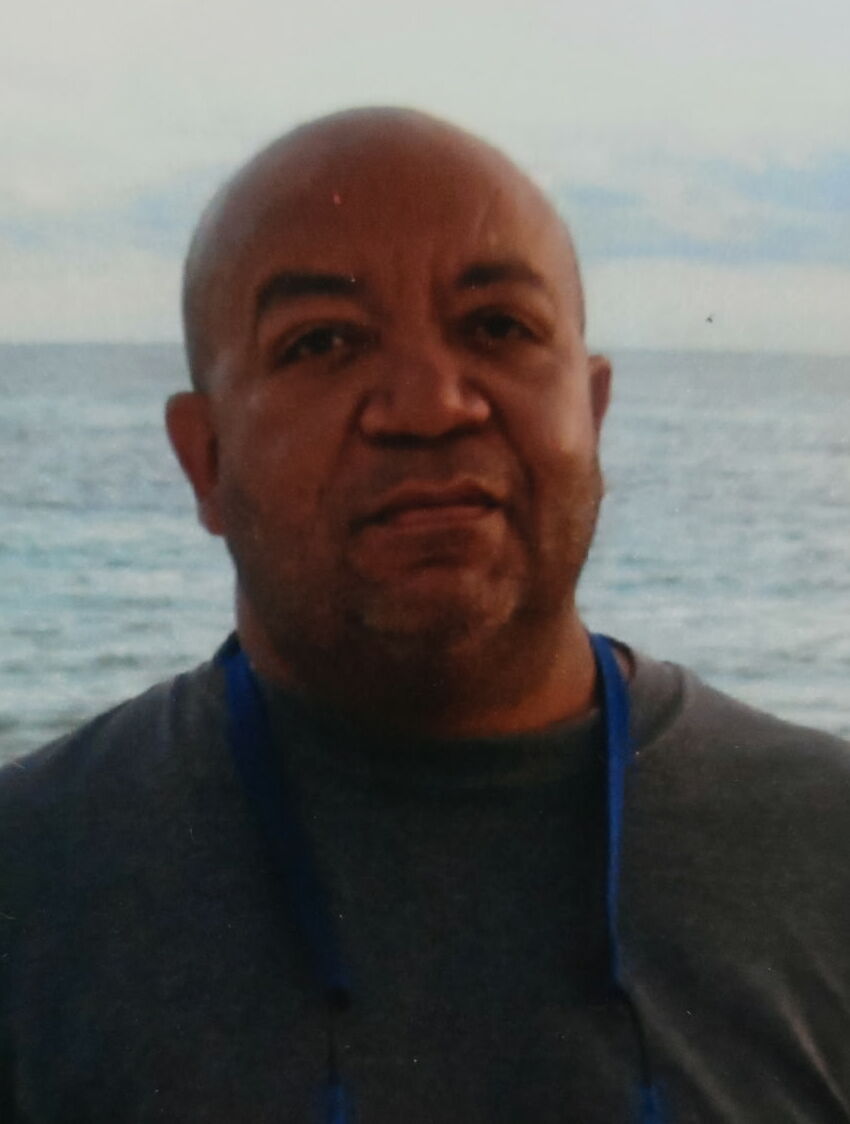 Lorenzo  Hill